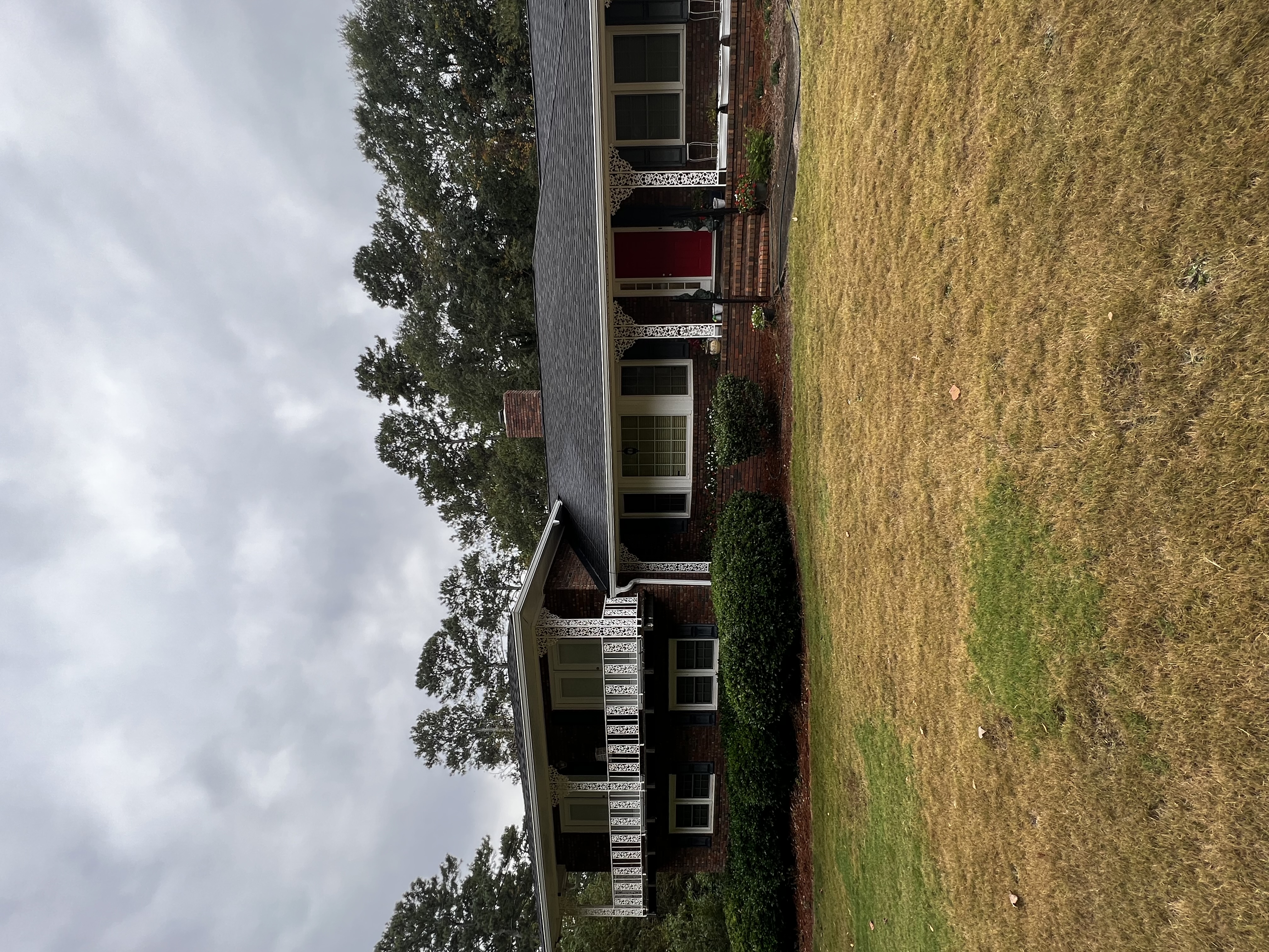 House wash and rust removal in Winder, GA